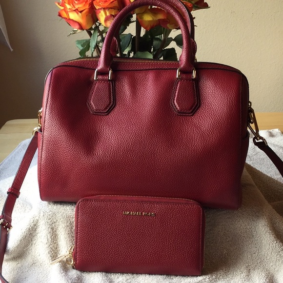 MICHAEL KORS HANDBAG-WALLET-BAG CHARM-GORGEOUS💐💐 - Picture 2 of 8